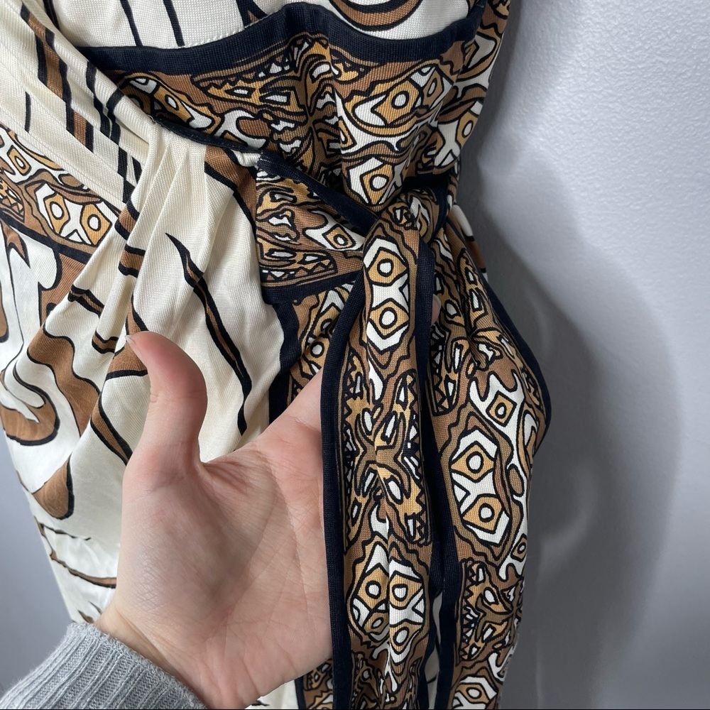 Diane Von Furstenberg SILK Brown and White Dress - Picture 4 of 8